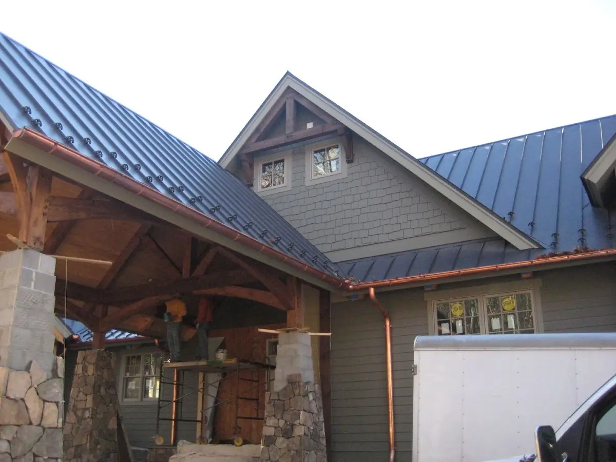 Craftsman Roofing team delivering quality roofing work in North Davis